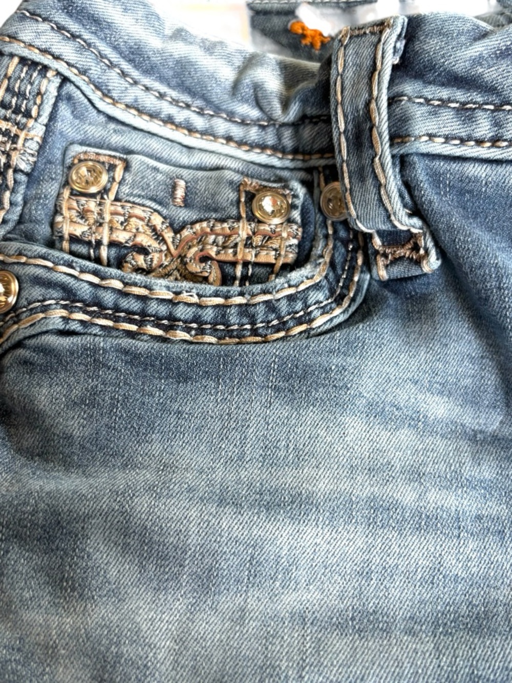 SOLD OUT - Picture 3 of 14